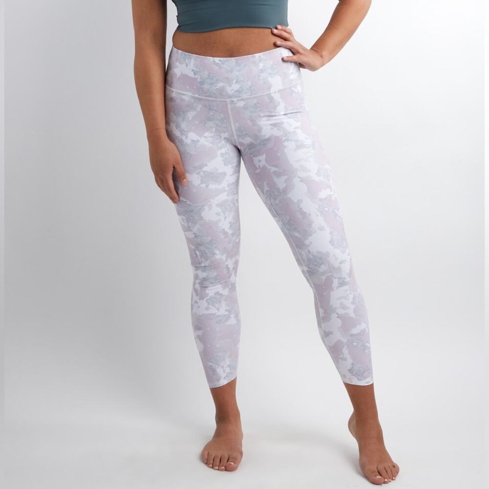 SAVVI Women’s Opal Legging in Opal Sky Sz L